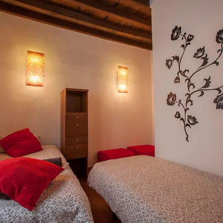 Casa Montalban Turisticos *